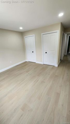 2457 Gemini Drive, Lake Orion Village, MI 48360