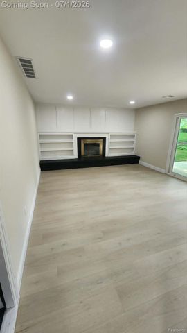2457 Gemini Drive, Lake Orion Village, MI 48360
