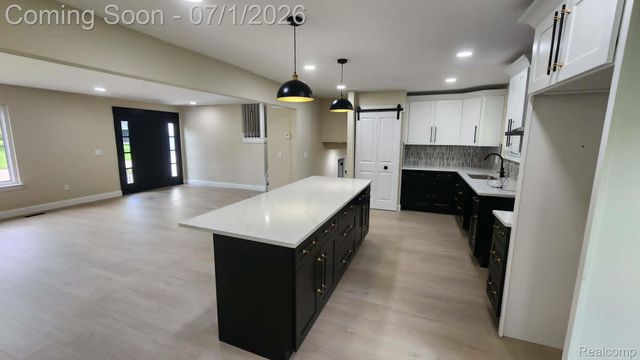 2457 Gemini Drive, Lake Orion Village, MI 48360