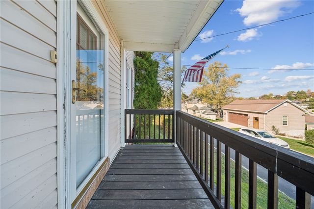 2318 Locust St, South Greensburg Boro, PA 15601