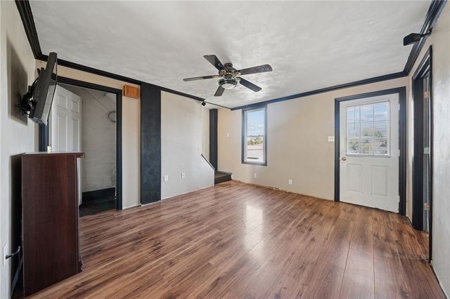 2318 Locust St, South Greensburg Boro, PA 15601