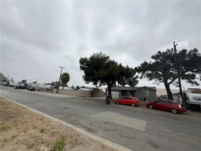 10453 Calabash, Fontana, CA 92337