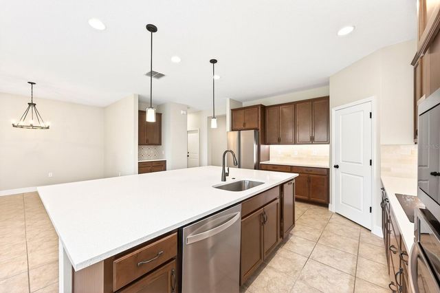 716 ALBYON COURT, Debary, FL 32713