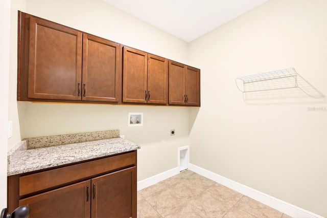 716 ALBYON COURT, Debary, FL 32713
