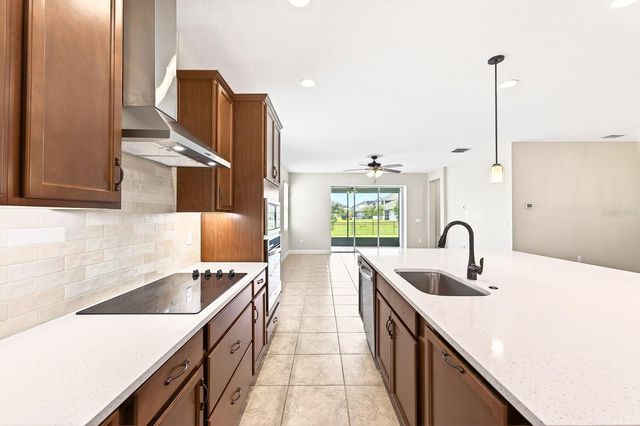 716 ALBYON COURT, Debary, FL 32713