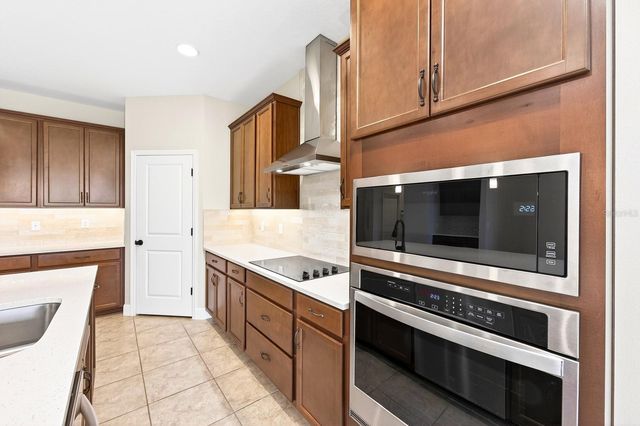 716 ALBYON COURT, Debary, FL 32713