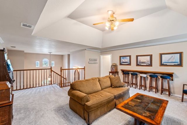 150 Creekside Drive, Double Oak, TX 75077
