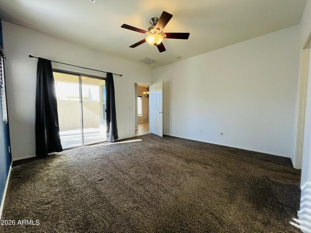 2561 W WOBURN Lane, Phoenix, AZ 85085