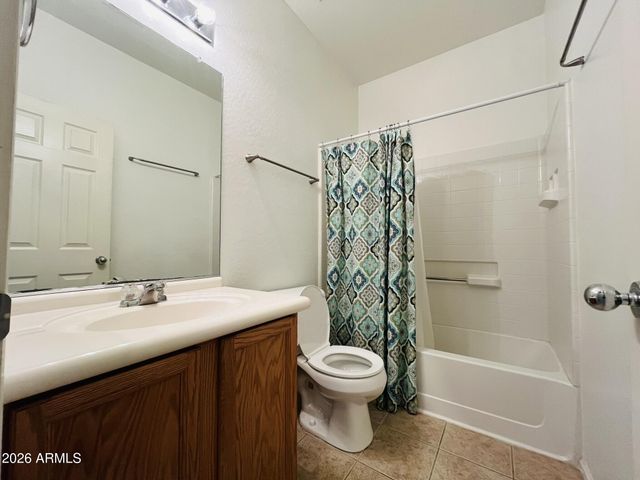 2561 W WOBURN Lane, Phoenix, AZ 85085