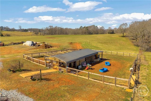 685 James Springs Rd, Danielsville, GA 30633