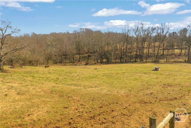 685 James Springs Rd, Danielsville, GA 30633