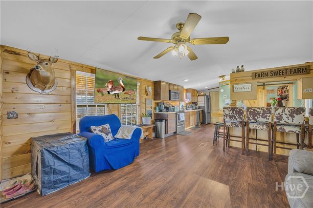 685 James Springs Rd, Danielsville, GA 30633