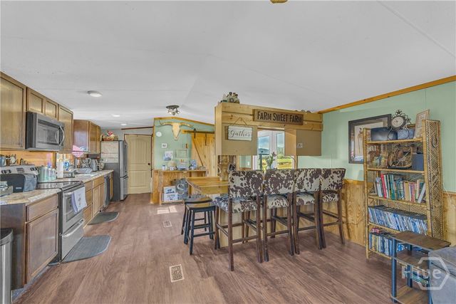 685 James Springs Rd, Danielsville, GA 30633