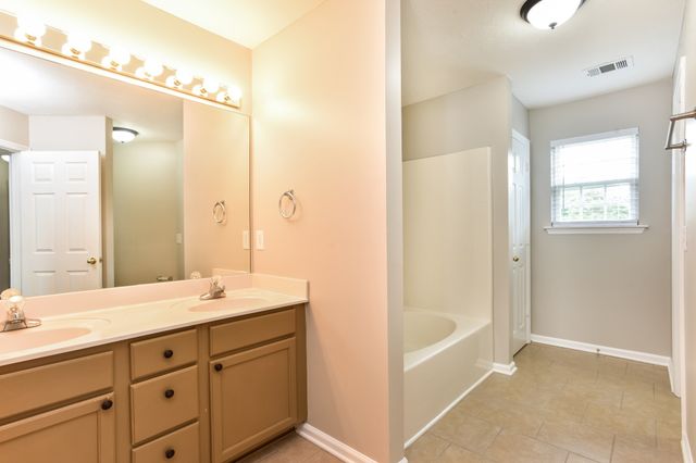 1905 Port James Cir, Antioch, TN 37013