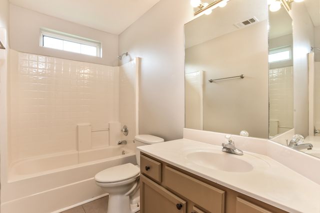 1905 Port James Cir, Antioch, TN 37013