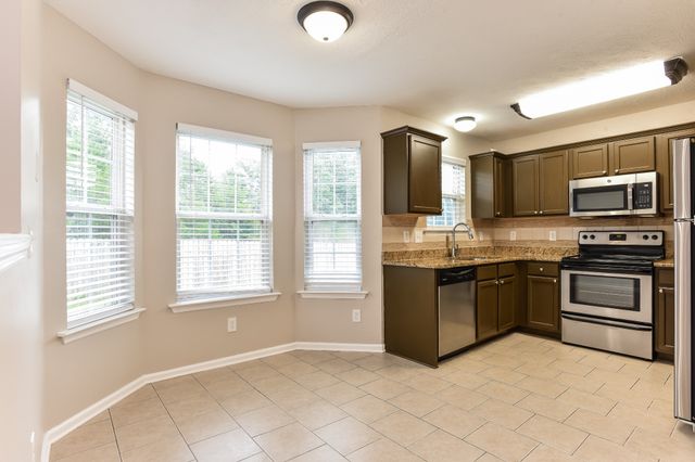 1905 Port James Cir, Antioch, TN 37013