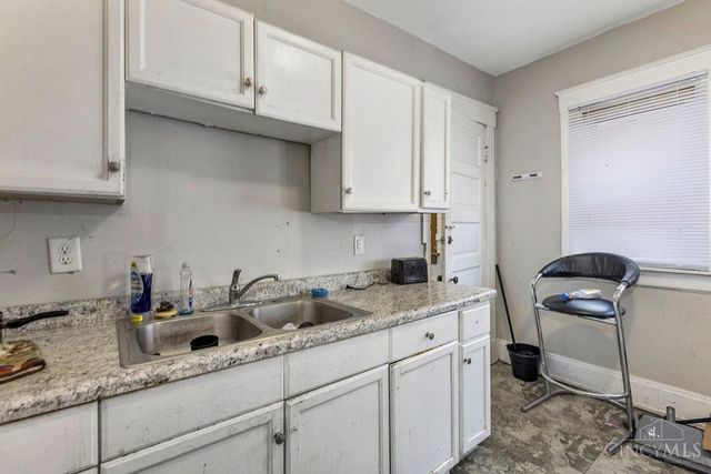3414 Woodburn Avenue, Cincinnati, OH 45207