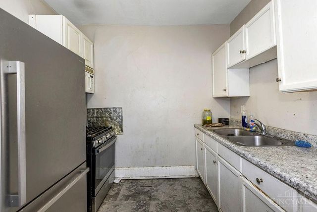 3414 Woodburn Avenue, Cincinnati, OH 45207