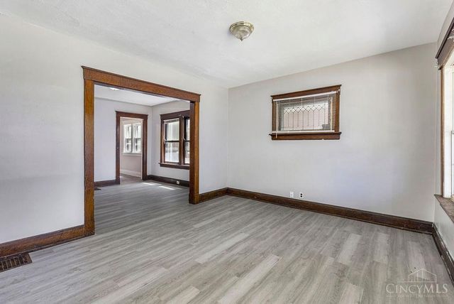 3414 Woodburn Avenue, Cincinnati, OH 45207