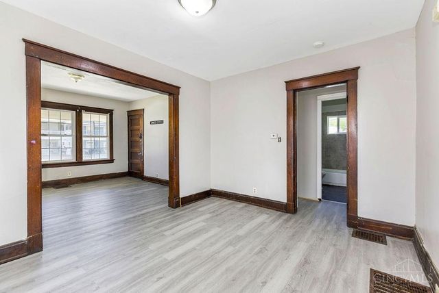 3414 Woodburn Avenue, Cincinnati, OH 45207