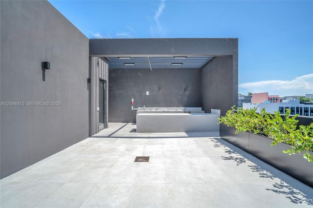 91 NW 27th Street 503, Miami, FL 33127