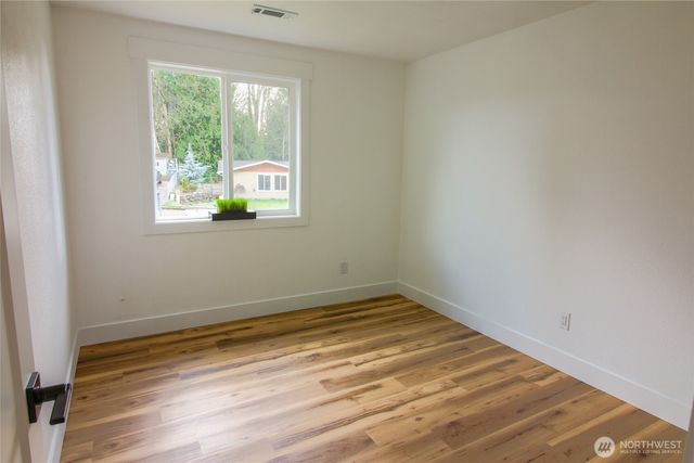 704 NE Normandy, Bremerton, WA 98310