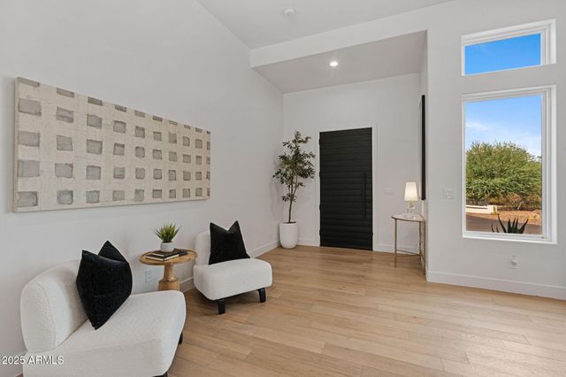 8130 E VISTA BONITA Drive, Scottsdale, AZ 85255