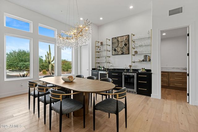 8130 E VISTA BONITA Drive, Scottsdale, AZ 85255