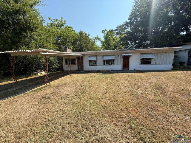 262 HOUSTON ST, Lone Star, TX 75668