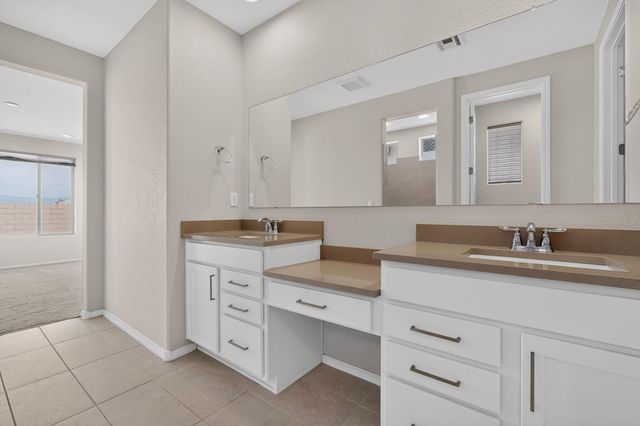 8344 Twain Way NW, Albuquerque, NM 87120