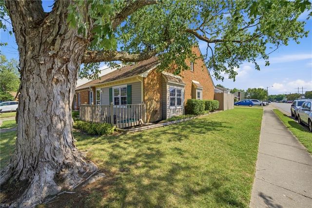 1115 Vermilya CT, Virginia Beach, VA 23454