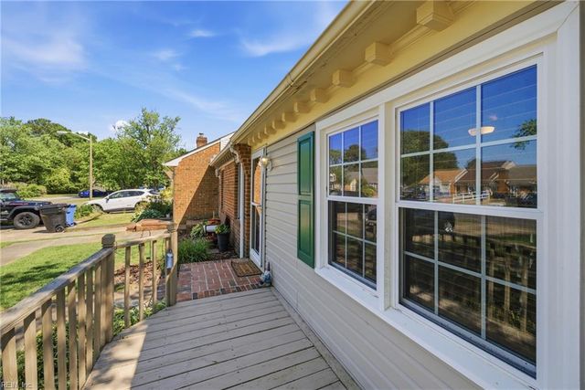 1115 Vermilya CT, Virginia Beach, VA 23454