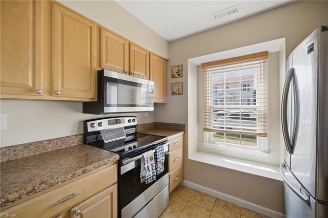 1115 Vermilya CT, Virginia Beach, VA 23454