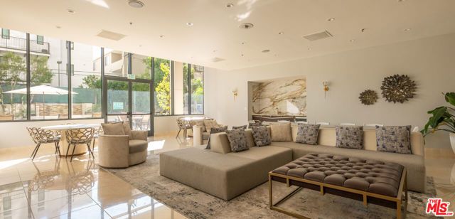 10724 Wilshire Boulevard 1106, Los Angeles, CA 90024