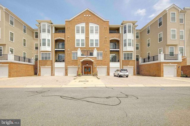 8610 FLUTTERING LEAF TRL #208, Odenton, MD 21113