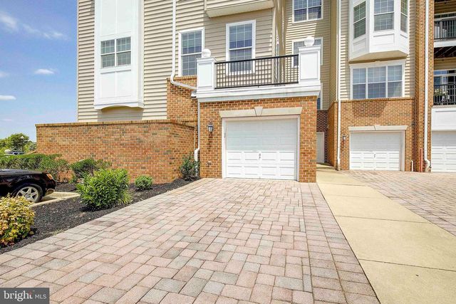 8610 FLUTTERING LEAF TRL #208, Odenton, MD 21113