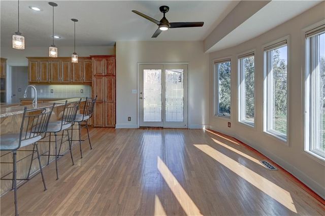 9625 CAILLER Drive, Lenexa, KS 66220