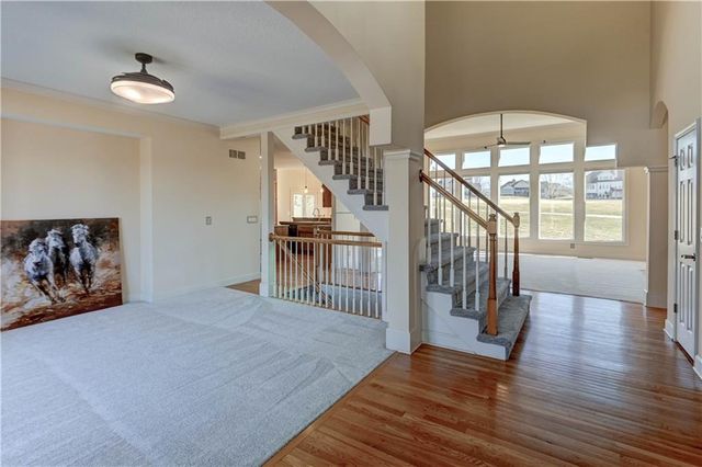 9625 CAILLER Drive, Lenexa, KS 66220