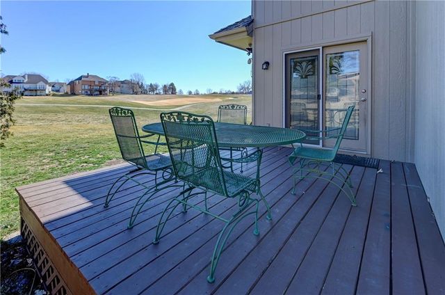 9625 CAILLER Drive, Lenexa, KS 66220