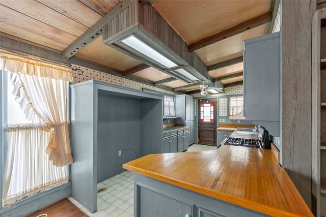 311 Summit Street, Farmersville, TX 75442