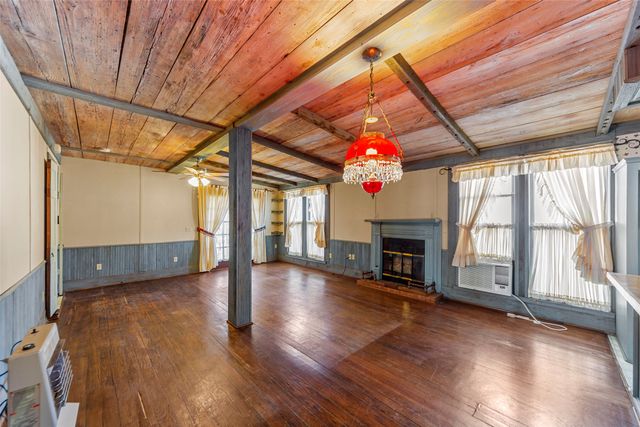 311 Summit Street, Farmersville, TX 75442