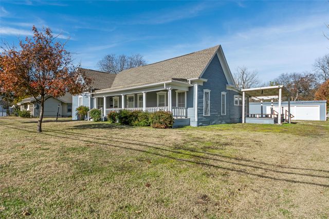 311 Summit Street, Farmersville, TX 75442