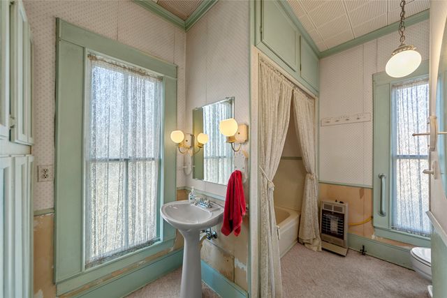 311 Summit Street, Farmersville, TX 75442