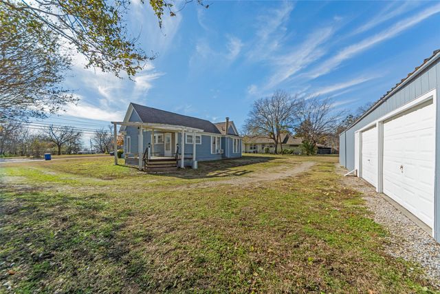 311 Summit Street, Farmersville, TX 75442