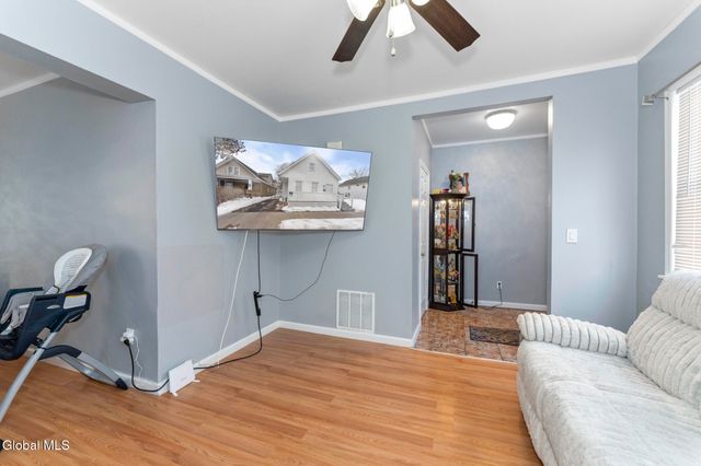 494 Hulett Street, Schenectady, NY 12307