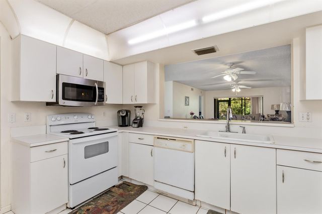 9711 Pavarotti Terrace 101, Boynton Beach, FL 33437