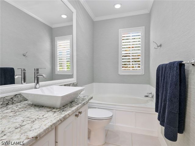 28614 ALESSANDRIA CIR, Bonita Springs, FL 34135