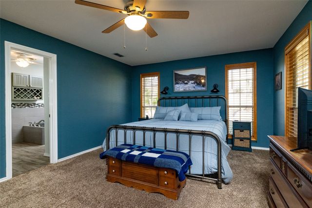 136 Southwinds Drive, Weatherford, TX 76087