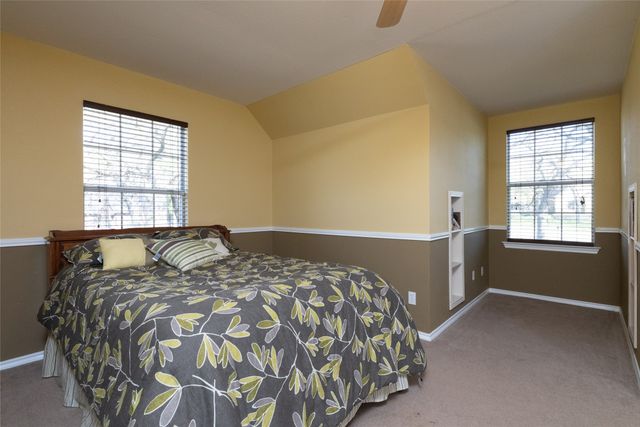 136 Southwinds Drive, Weatherford, TX 76087