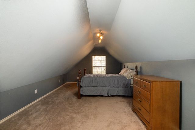 136 Southwinds Drive, Weatherford, TX 76087